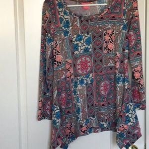 NWT Multi Colored Top - Size PM